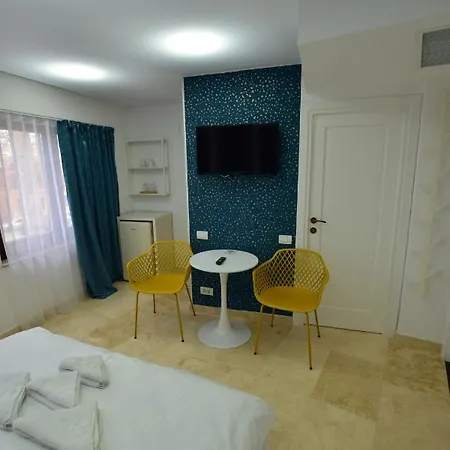 Aparthotel Dacia *
