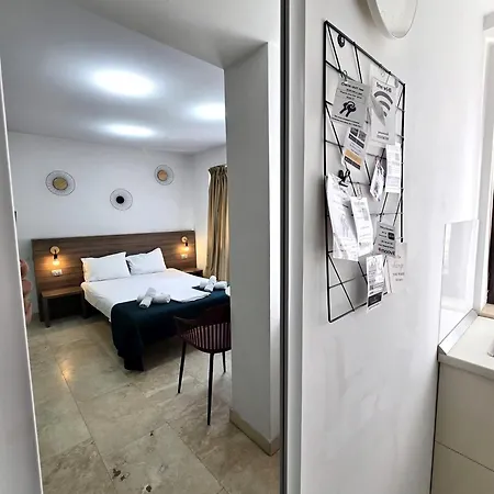 Lejlighedshotel Dacia 3*