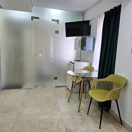 Dacia Lejlighedshotel 3*