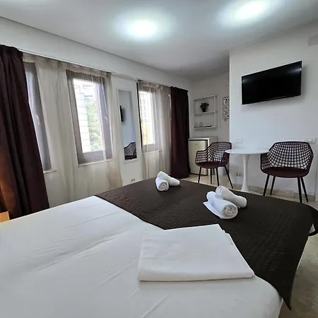 Dacia Lejlighedshotel 3*