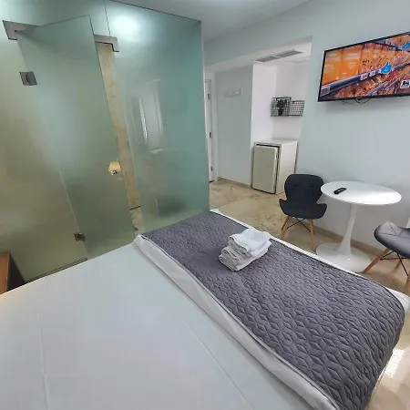 Dacia Aparthotel 3*