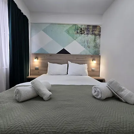 Dacia 4* Bucureşti